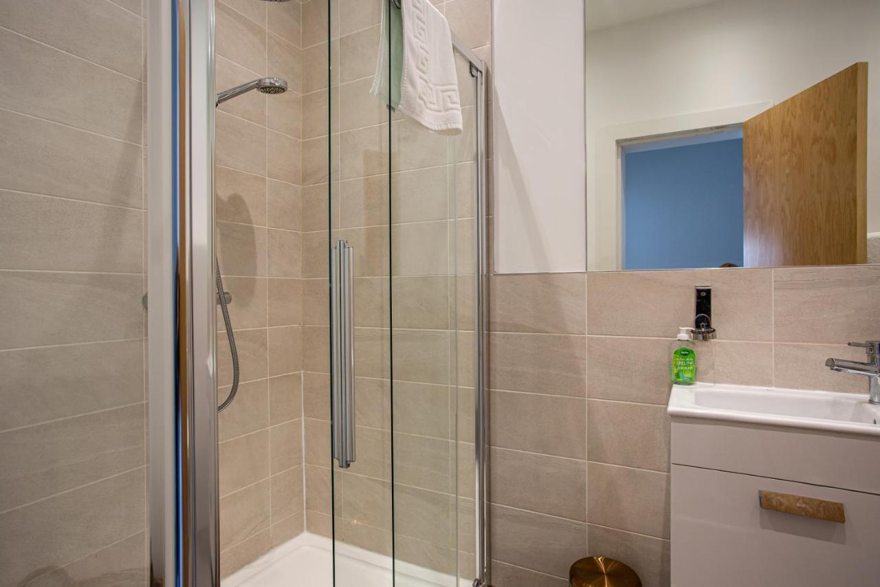 Modern Luxury Apartment, Sleeps 6, Best Location Belfast Zewnętrze zdjęcie